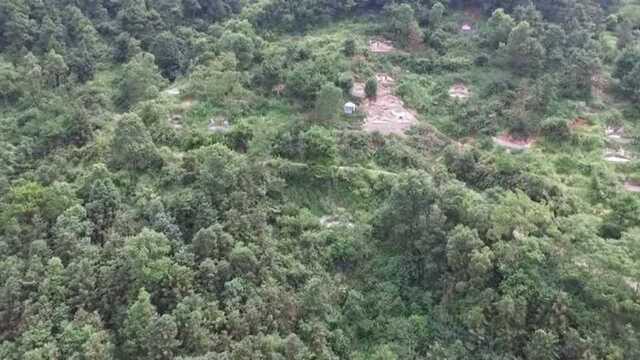 广西上林山区的大明山,有杨公留题的超级天子宝地,外形威武霸气