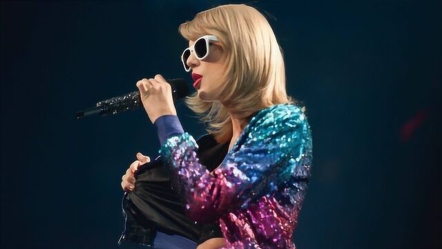 TaylorSwift每一次现场版的《Style》,都是经典