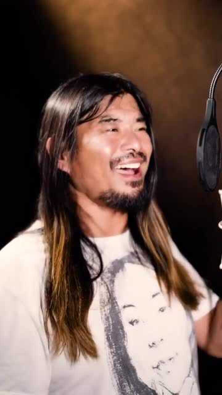 网上很火的面筋哥独特唱腔吸粉无数厉害了