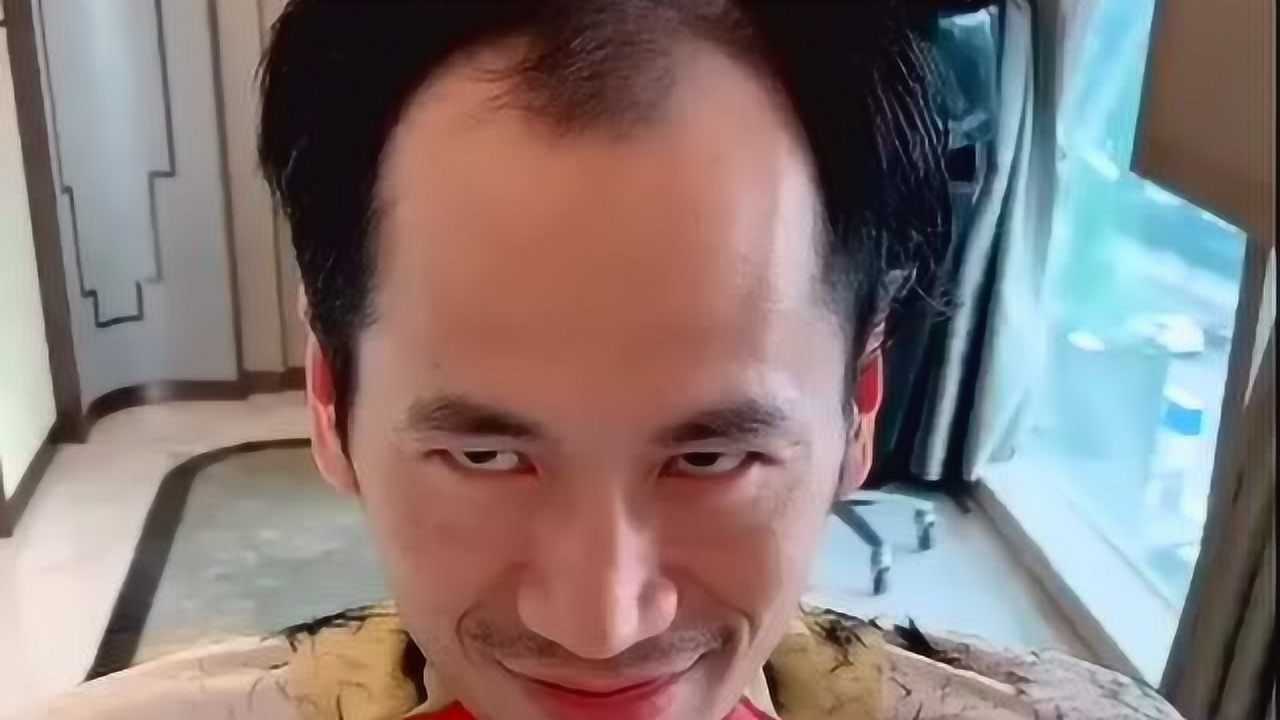 秃顶大叔头发就该这么剪这才是40岁男人该有的发型