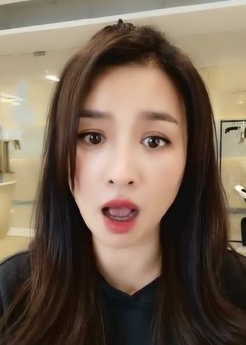 张庭谎报年龄18岁,鼻子长了好尴尬!