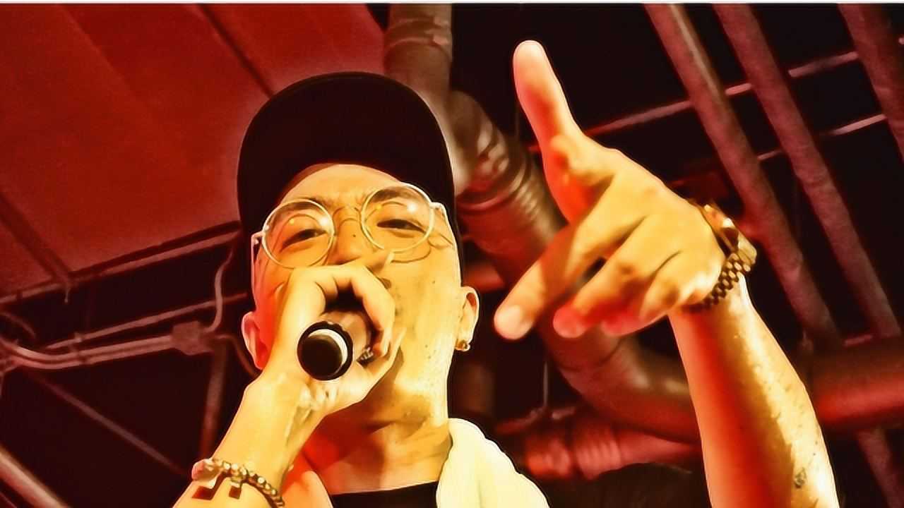 jonyj年轻时长得不要太帅真正青春有你2颜值担当