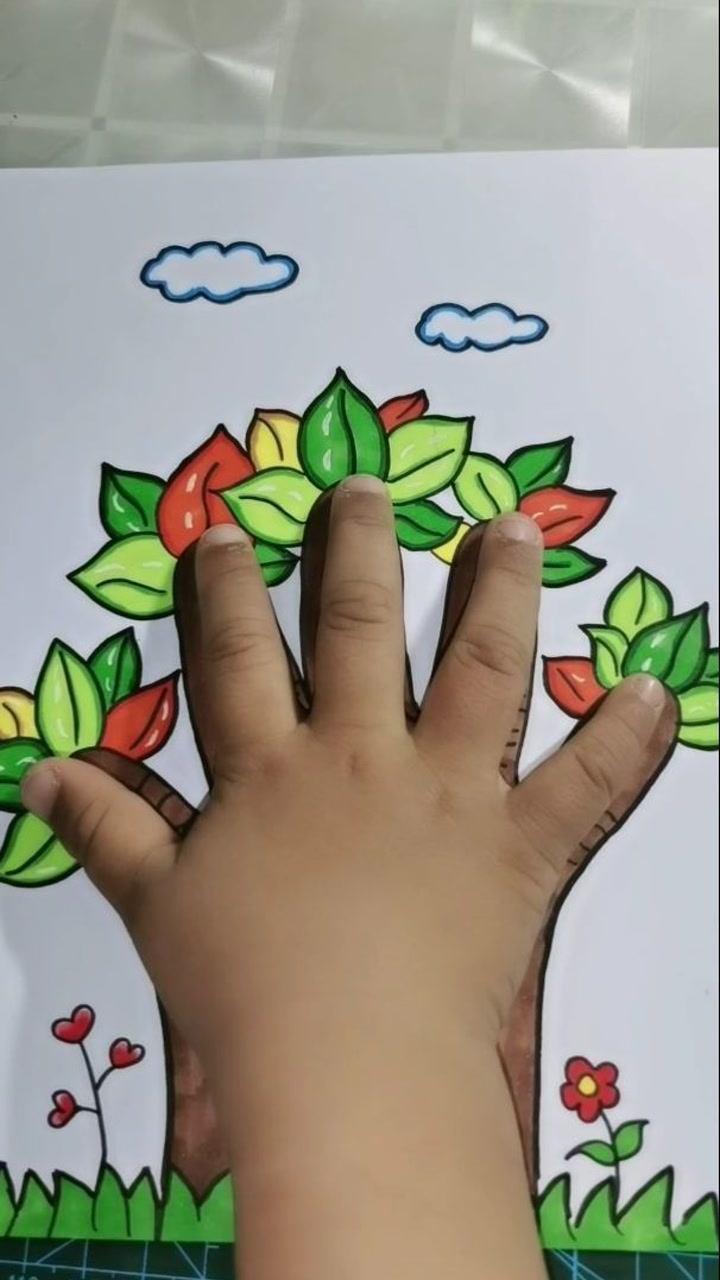 小手画大树