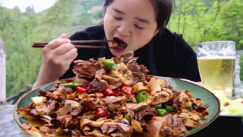 苗大姐钓龙虾捡田螺,半小时收获10斤,花椒叶一养三天能吃_高清1080p
