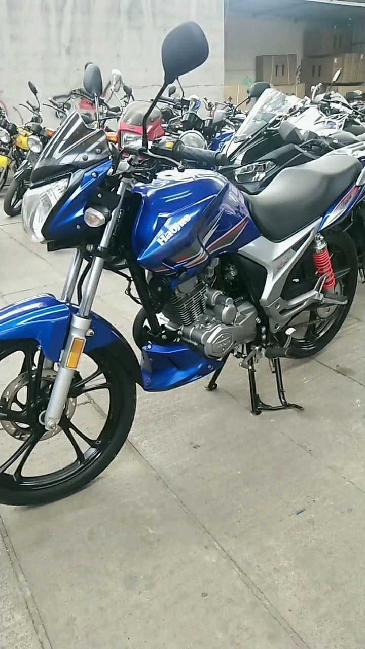 这是一辆国三新款豪爵迪爽摩托车机身特别的新