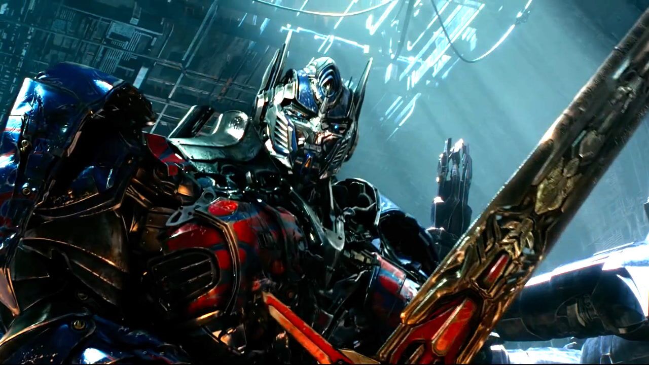 汽车人领袖擎天柱,绝对是剧里特效最贵的一个