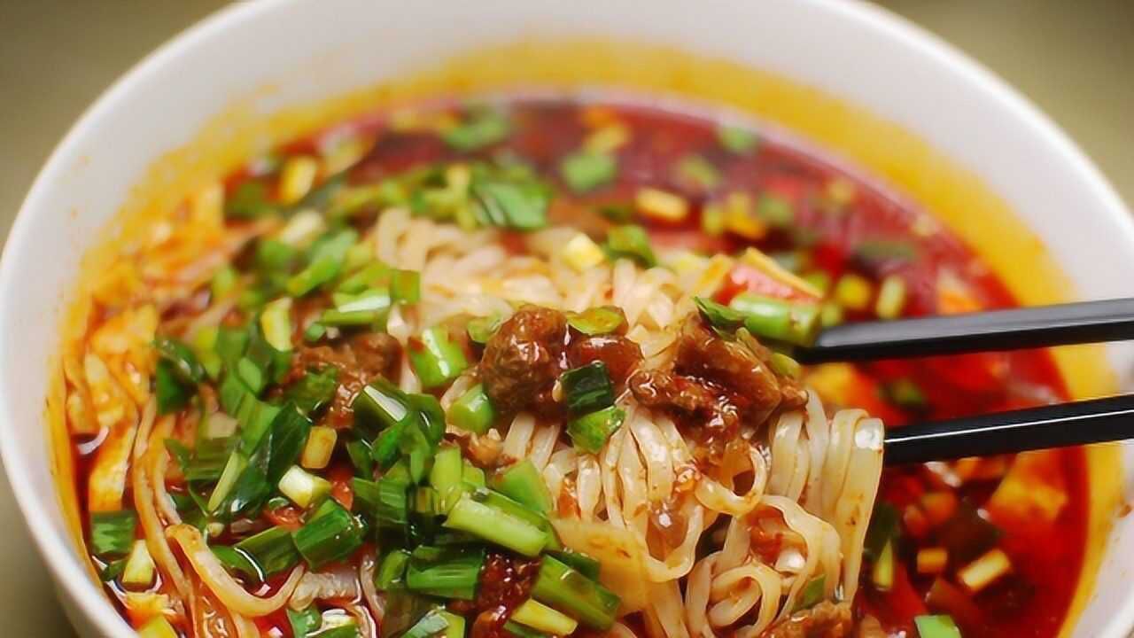 陕西朋友教我的关中臊子面地道做法,简单易学又实用,太美味了