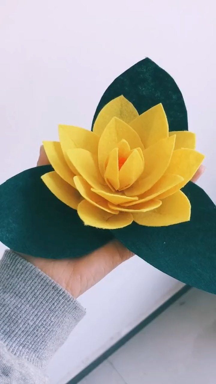 手工不织布超美的莲花教程想要吗