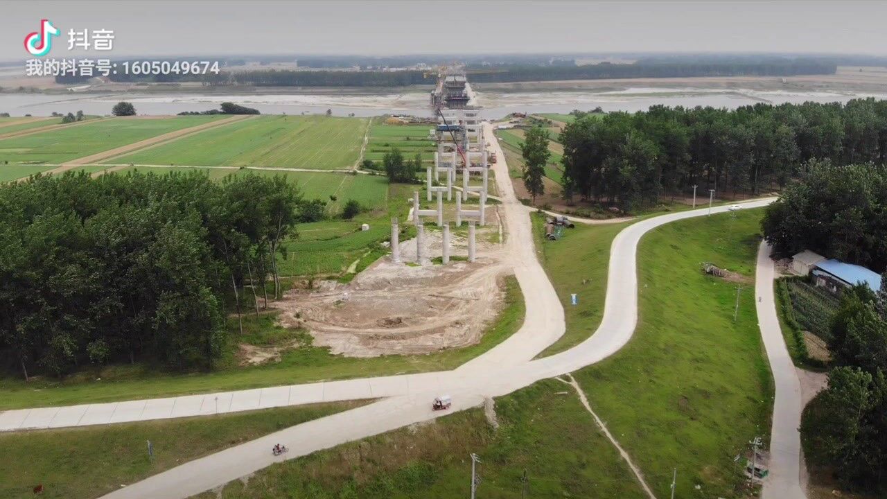 建设中的天门张港汉江大桥