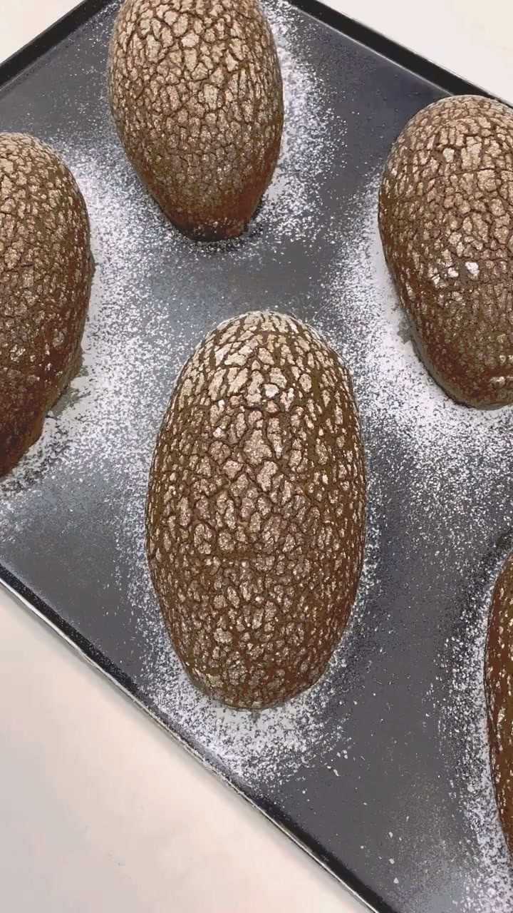巧克力树皮面包的制作教程;虽然外表很独特,但是吃起来口感很好