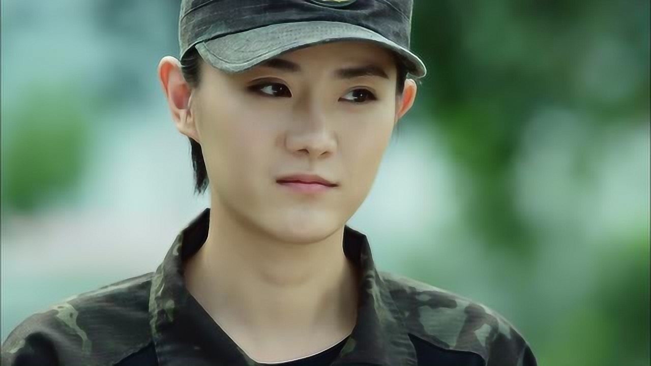 利刃出击勤务兵为了偶像每天努力的训练只为能够和刘闯