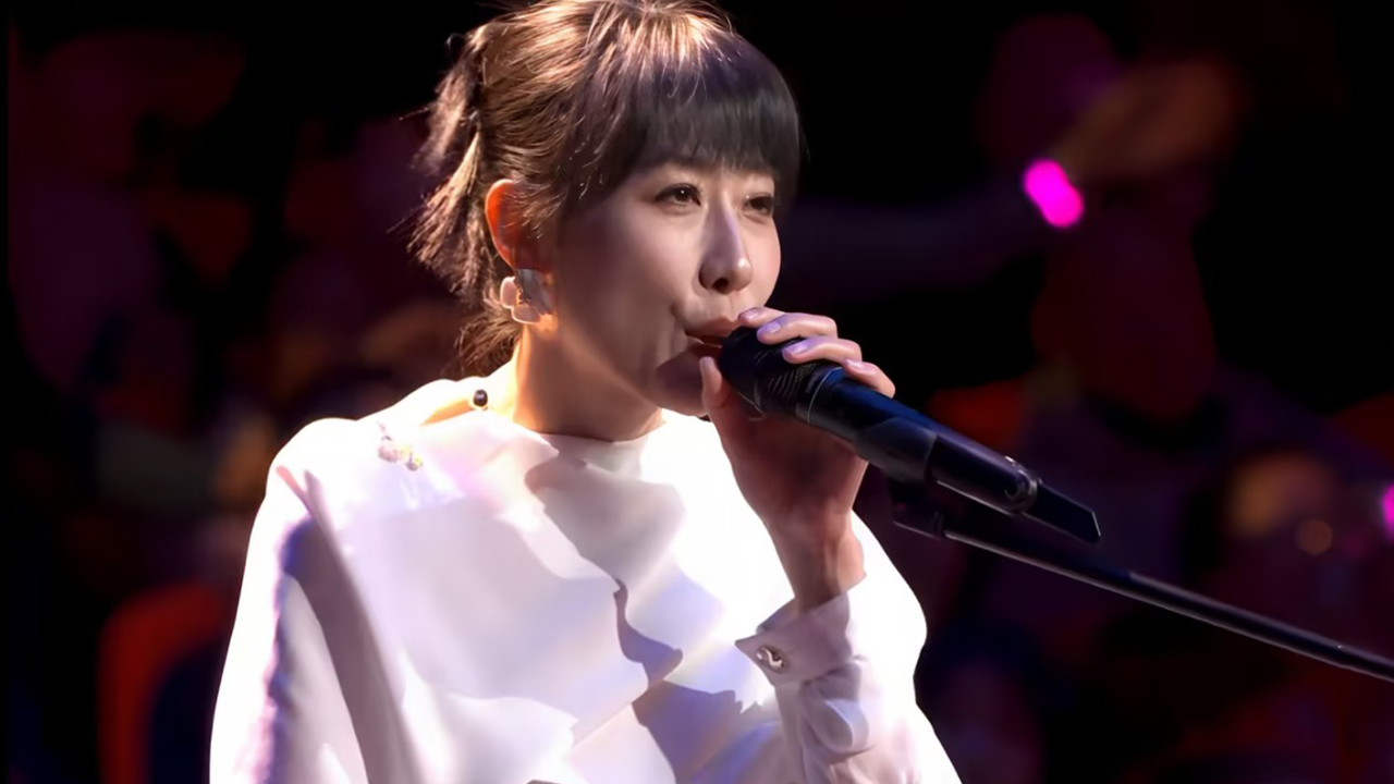 演员抢歌手的饭碗?任素汐2024年又唱火了一首歌,还是央视会选人