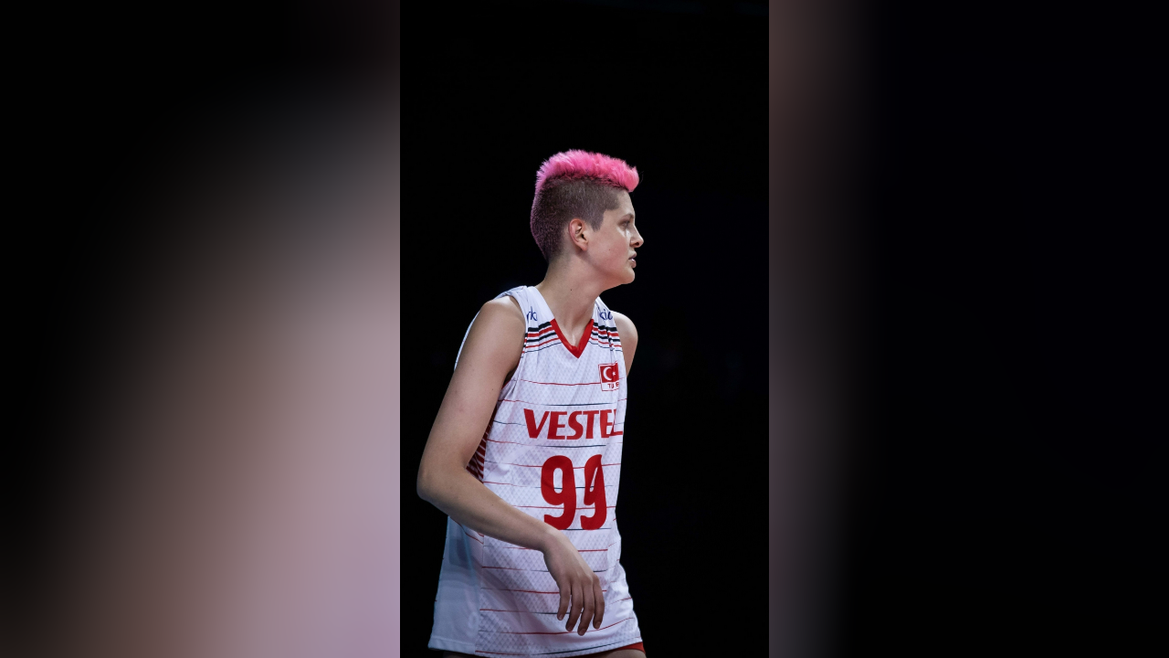 卡拉库尔特!婊弟算是流行的混合式发球咩?