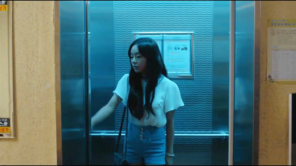 一口气看完韩国恐怖片(鬼影敲门)