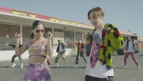 郑号锡《Chicken Noodle Soup》MV