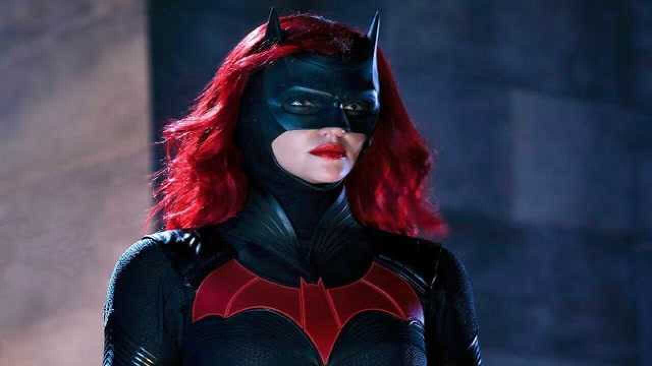 鲁比·罗丝dc新剧《蝙蝠女侠》第一季第二集预告