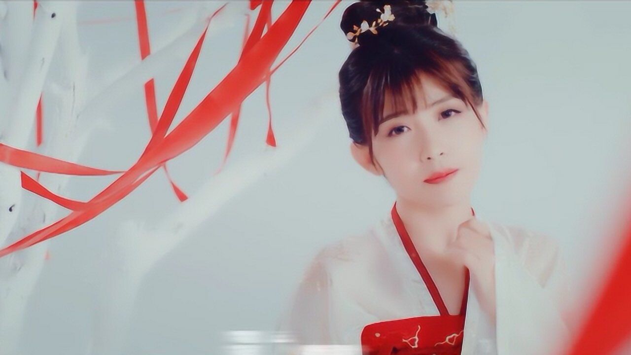 sing女团热曲《花枪》,电子国风还有惊艳戏腔,耍起花枪来太美了