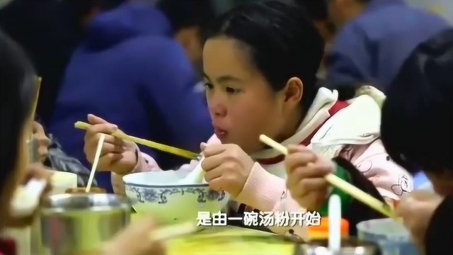 色香味全!谈牙爽口,劲道十足的牛肉丸在汤粉中抢尽风头