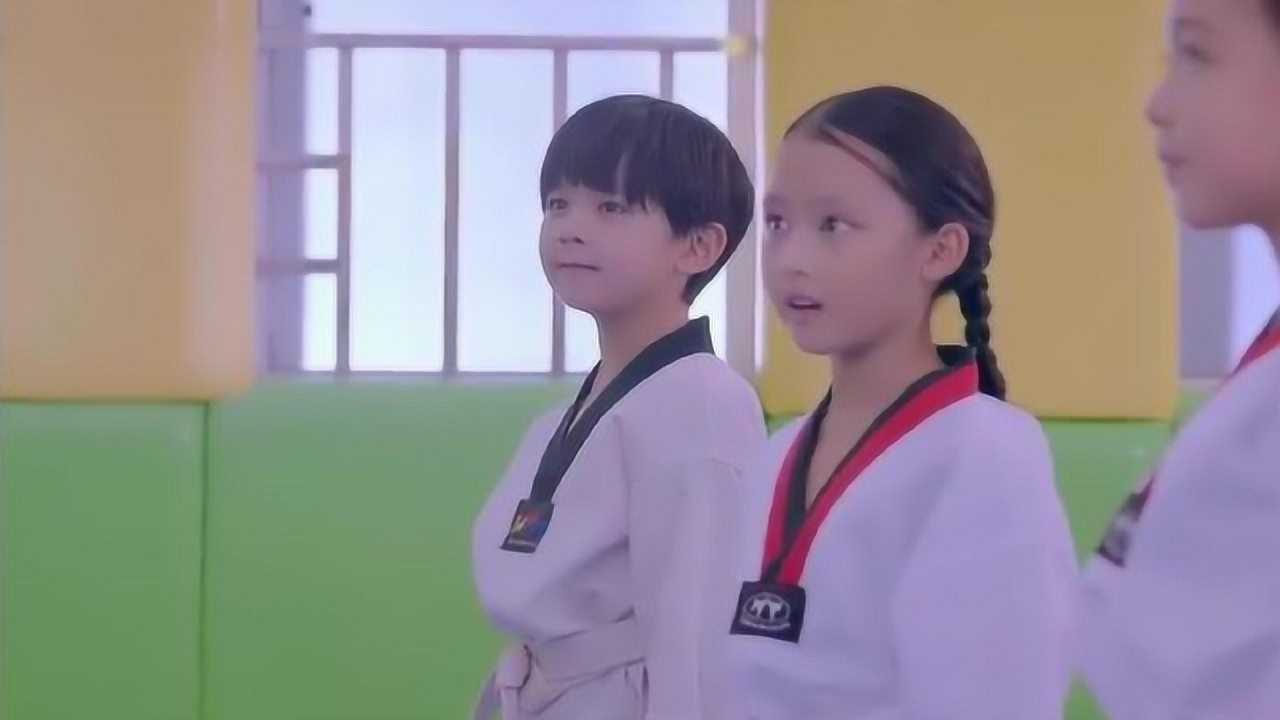 甜蜜暴击:方宇准备,送明珠明朗回家.