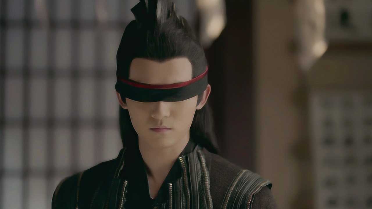 庆余年五竹大战庆帝为小姐报仇扯下蒙眼的黑布亮出杀手锏庆帝当场惨死