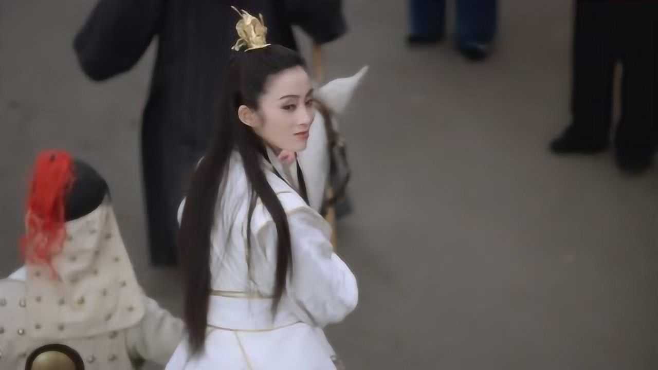 当年张敏的回头一笑诠释什么叫回眸一笑百媚生