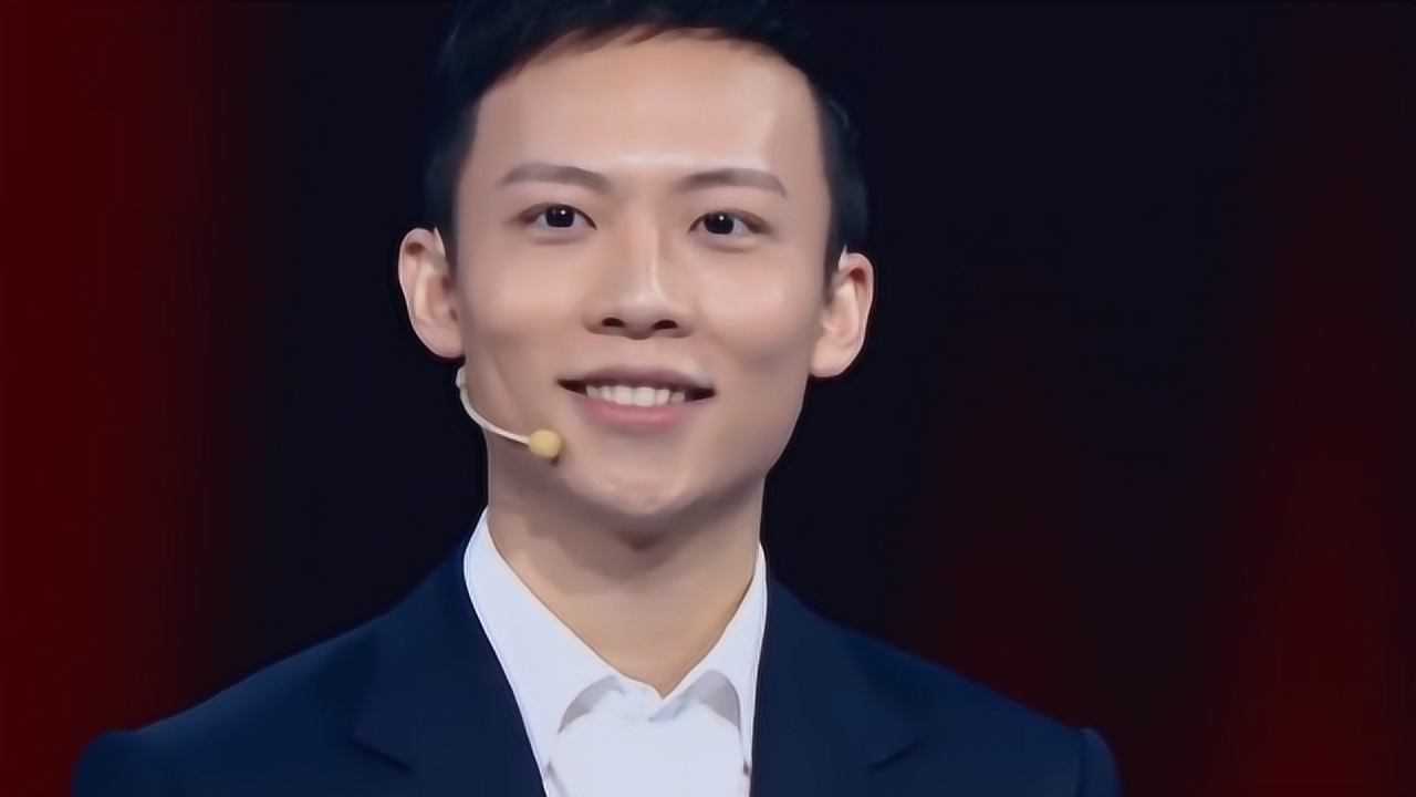 主持人大赛:商亮在舞台上的自我展示,高分精讲
