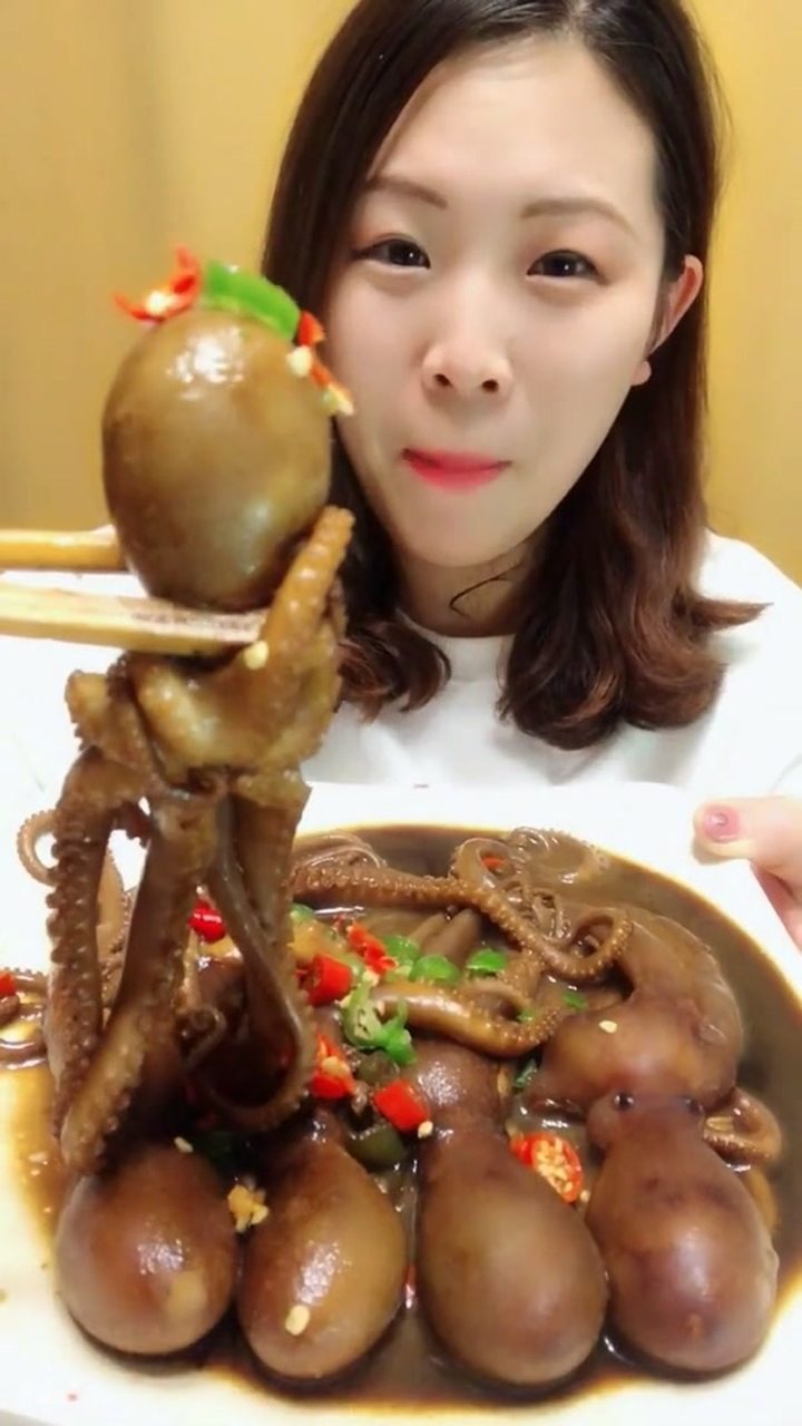 吃好吃的八爪鱼