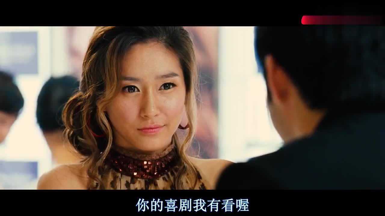 丑女大翻身汉娜来到商场竟看见心上人居然还一直跟踪他