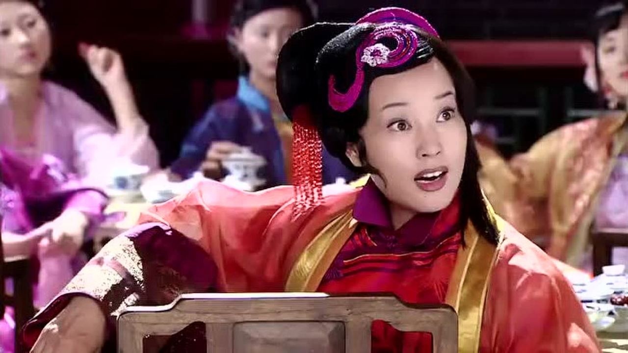 女子到青楼寻找父亲,不料父亲竟对女儿撒谎,惹得老鸨嬉笑