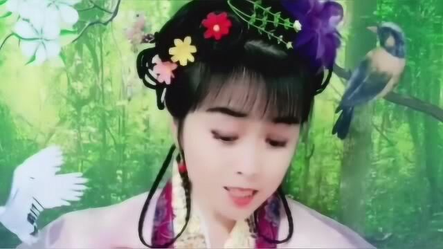 姑娘唱了一首《情丝几缕》,太有才了