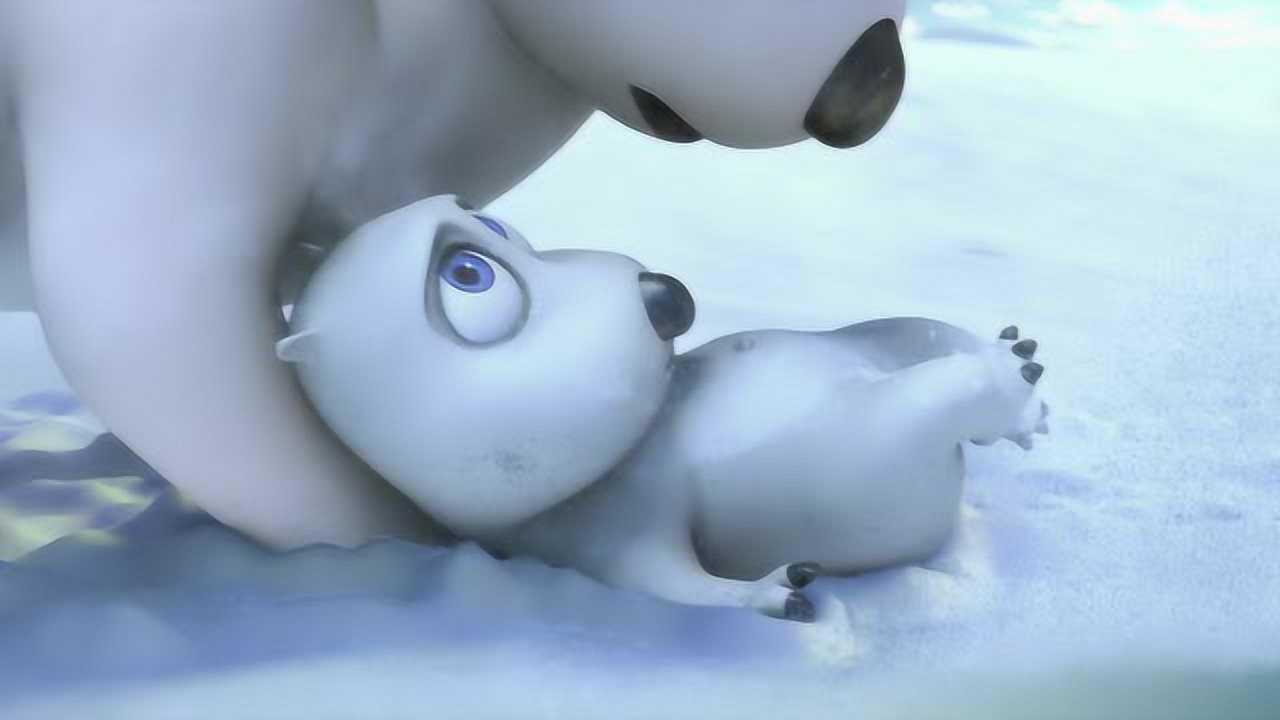 《倒霉特工熊》贝肯熊最喜欢和妈妈在雪地里玩,那是他最快乐的时光