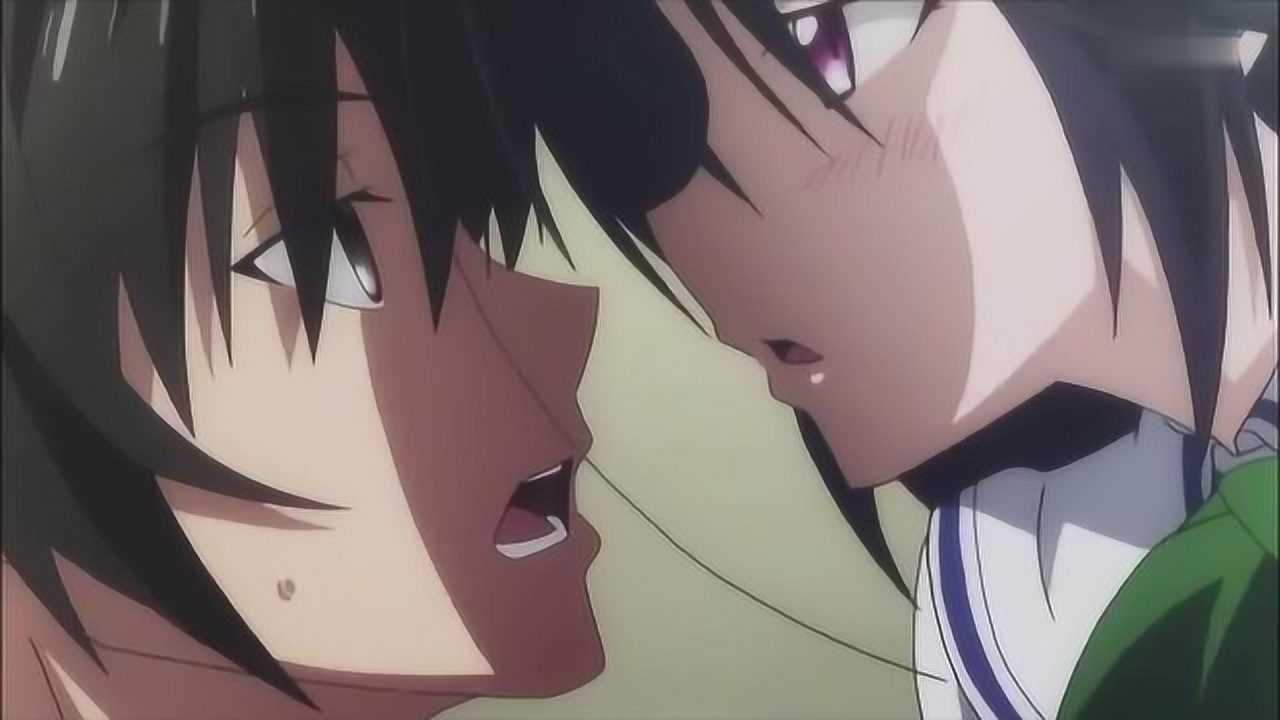 后宫番女主昏迷后一起来就对男主又抱又亲的