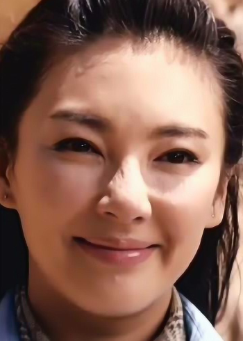 张雨绮饰演的雪莉杨,绝对是最有气质的,全场老娘最美