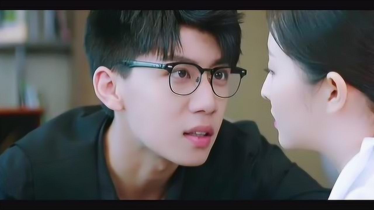 任宥纶饰演的张九,叫最甜的姐姐,做最狠的毒王_腾讯视频