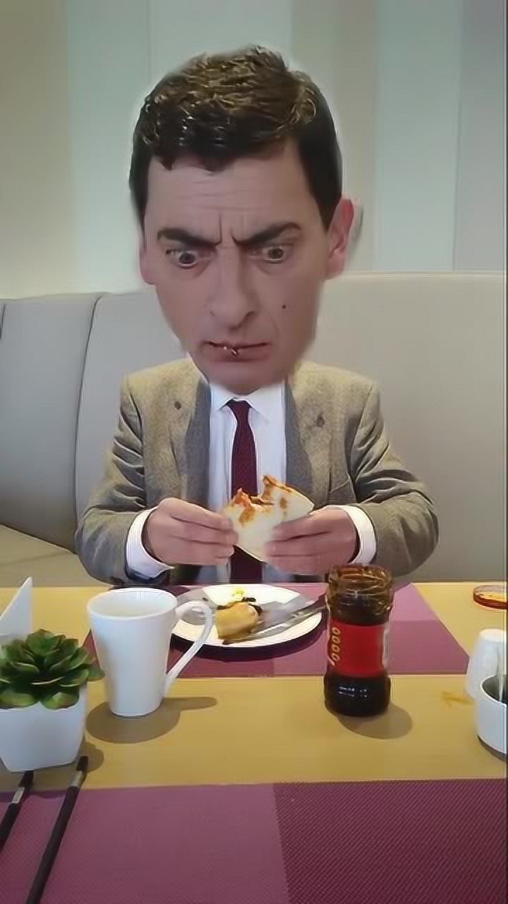憨豆先生第一次吃老干妈,这下怀疑人生了吧