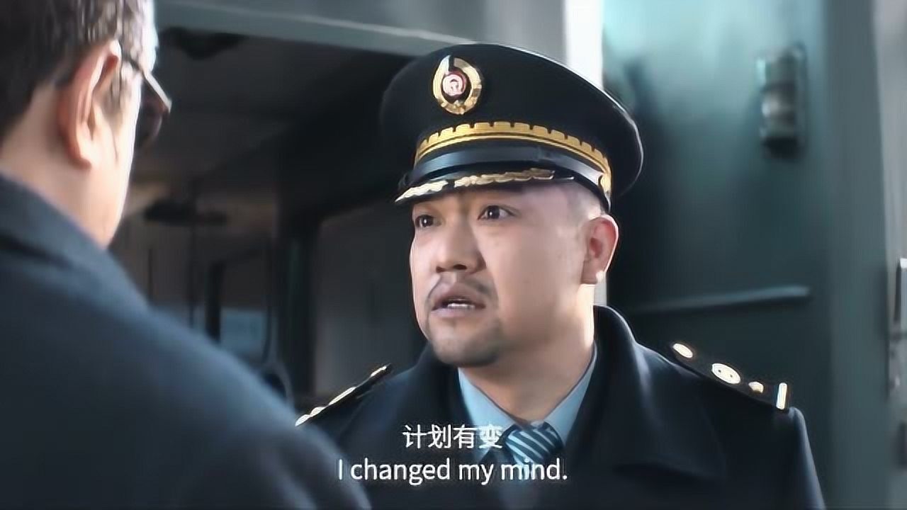 贾冰不愧是喜剧界的扛把子那小表情真叫一个到位