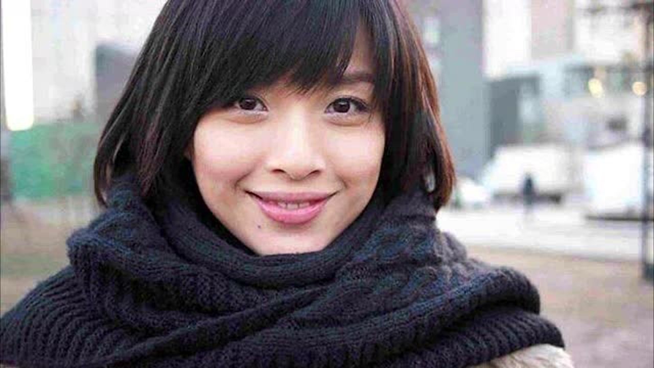 靳东曾与江珊相恋5年,却在最后选择了离过婚的李佳,这一点真是没法比