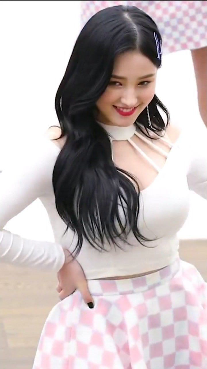 nancy换装二合一#nancy李承利#nancy#momoland