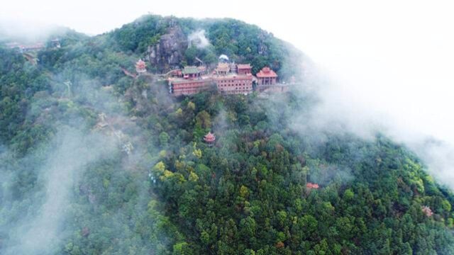 福建一座大山半山腰建有寺庙,山上竟有佛道儒三教并存