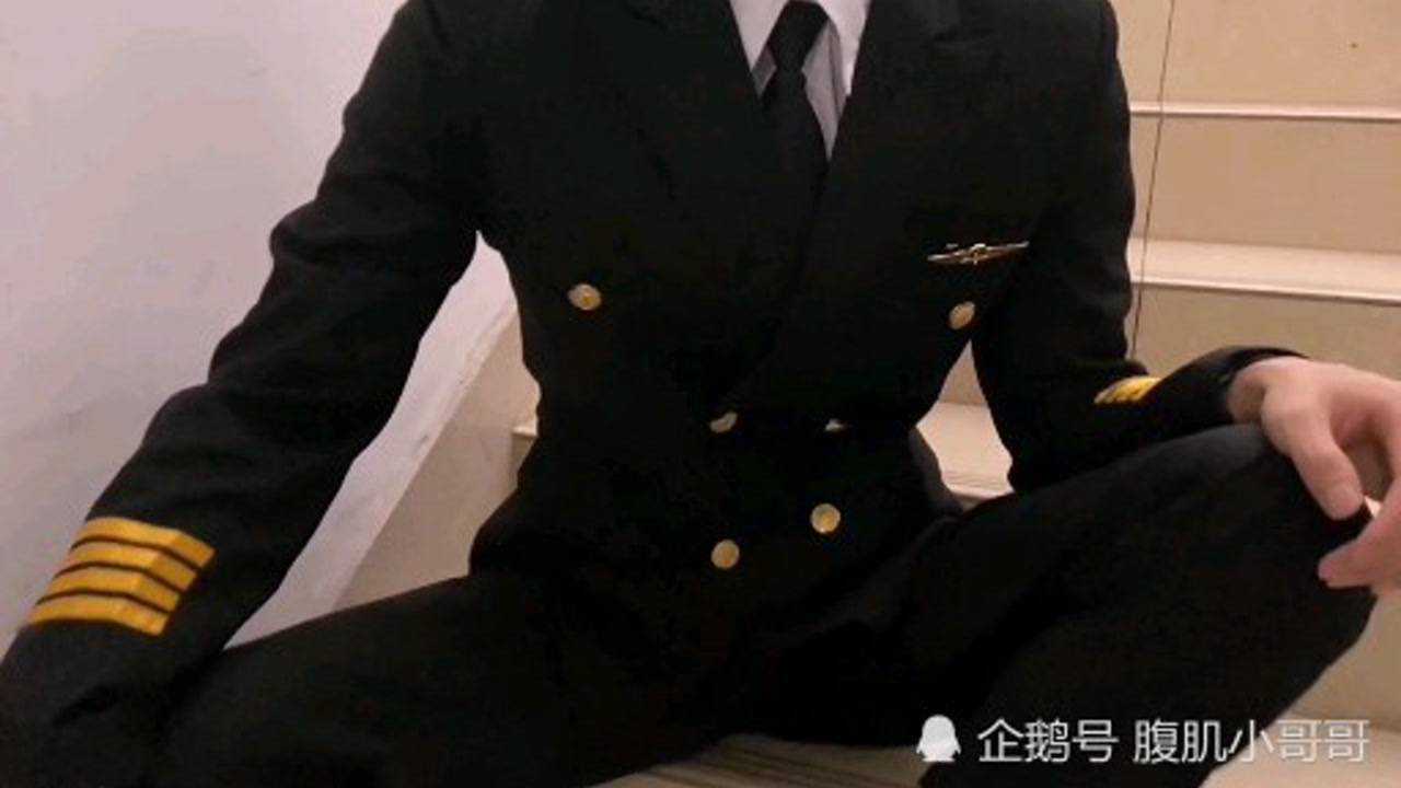 帅气腹肌小哥哥腹肌肌肉大赏(7)