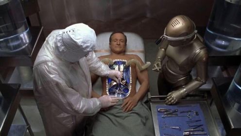 200岁机器人换上人体器官，拥有人类的身体和灵魂，经典高分科幻片
