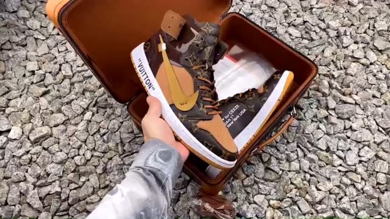 全球最贵的aj鞋,lv联名经典款