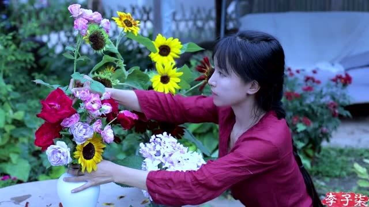 李子柒有花有果有美景的生活,画面如此唯美,令人赏心悦目