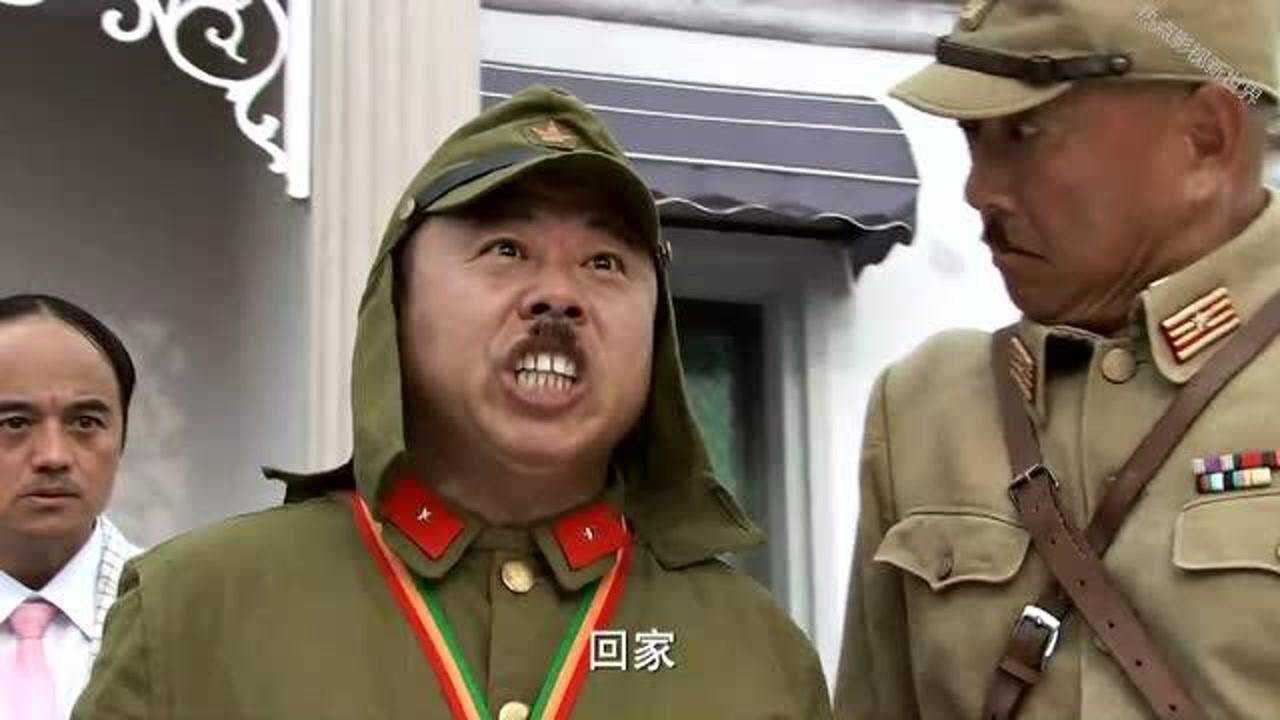 影视举起手来2日本军官寿宴这两人却是过来砸场的真逗原创