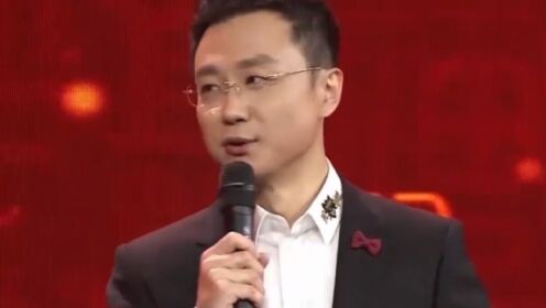 没想到刚强还有这手!央视主持人私下爱弹钢琴,现场演奏太惊艳_高清1080P在线观看平台_腾讯视频