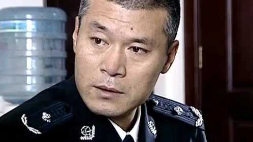 警中英雄:丁洛山找周副市长聊乔惠娟,了解得很详细嘛!