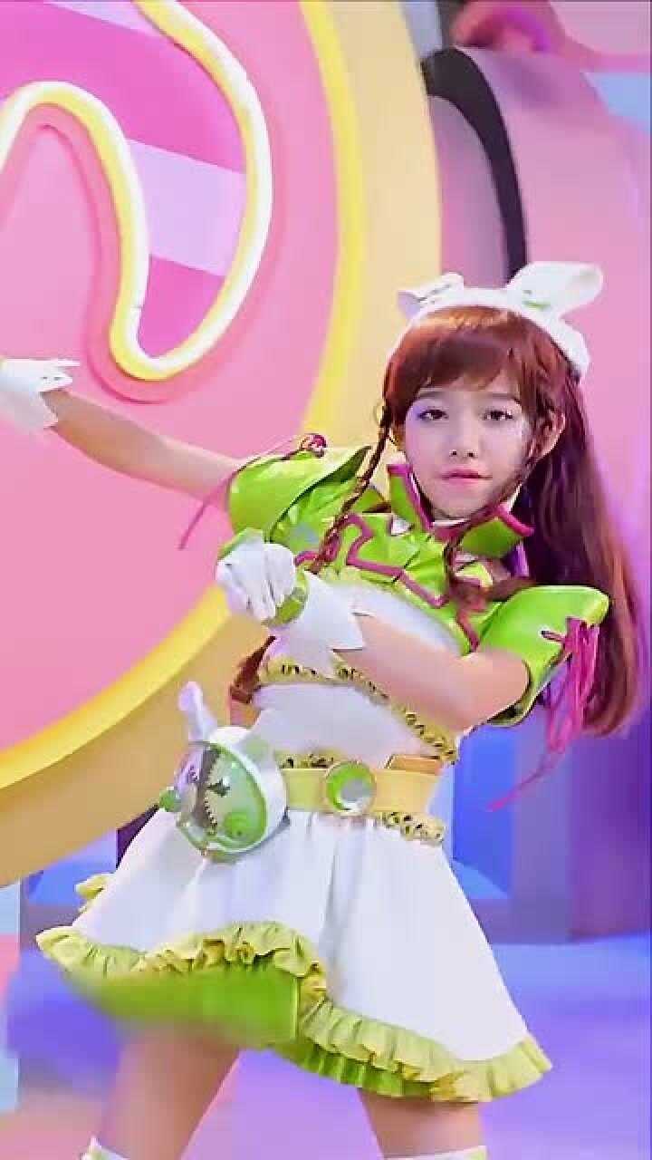 舞法天女别一天到晚打游戏看点猛男该看的东西