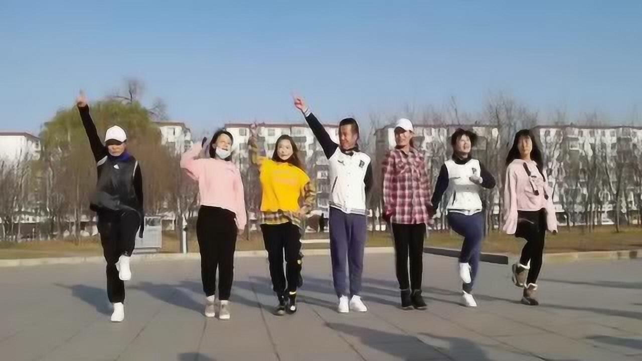 鬼步舞6个基本动作,鬼步舞奔跑怎样才能练好-鬼步舞教学基础舞步