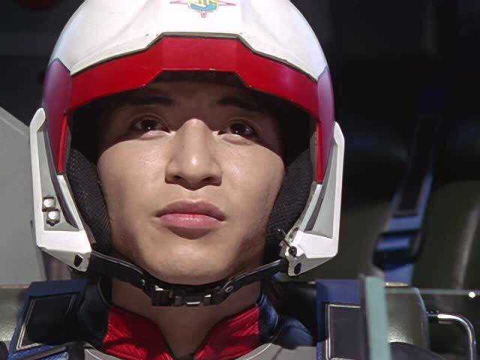 戴拿奥特曼,戴拿的人间体,被人发现了.