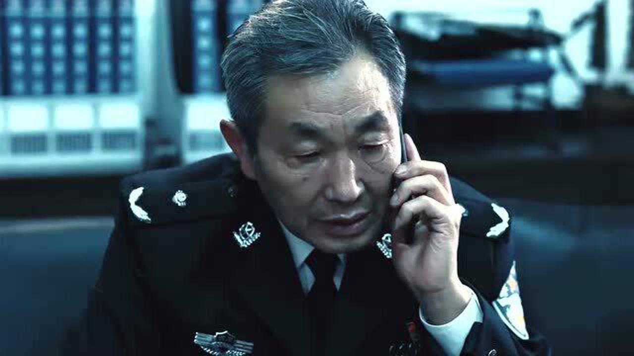 黑白禁区黑白两道都惹不起的淦小暖被软禁警察集体找上门好戏上场了